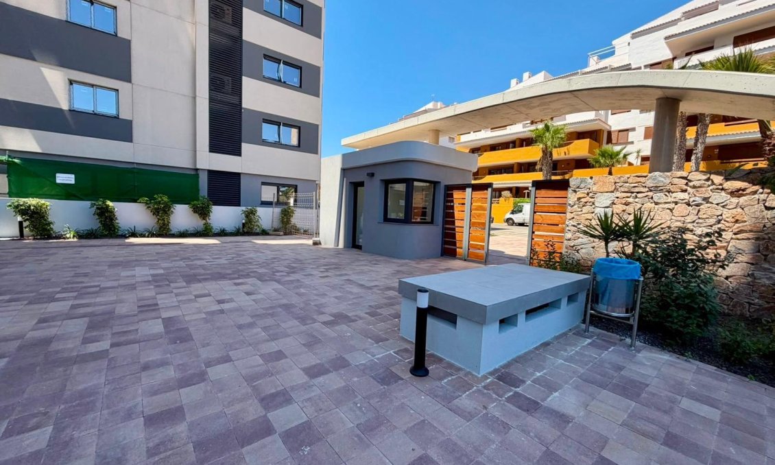 Wiederverkauf - Wohnung -
Torrevieja - Punta Prima