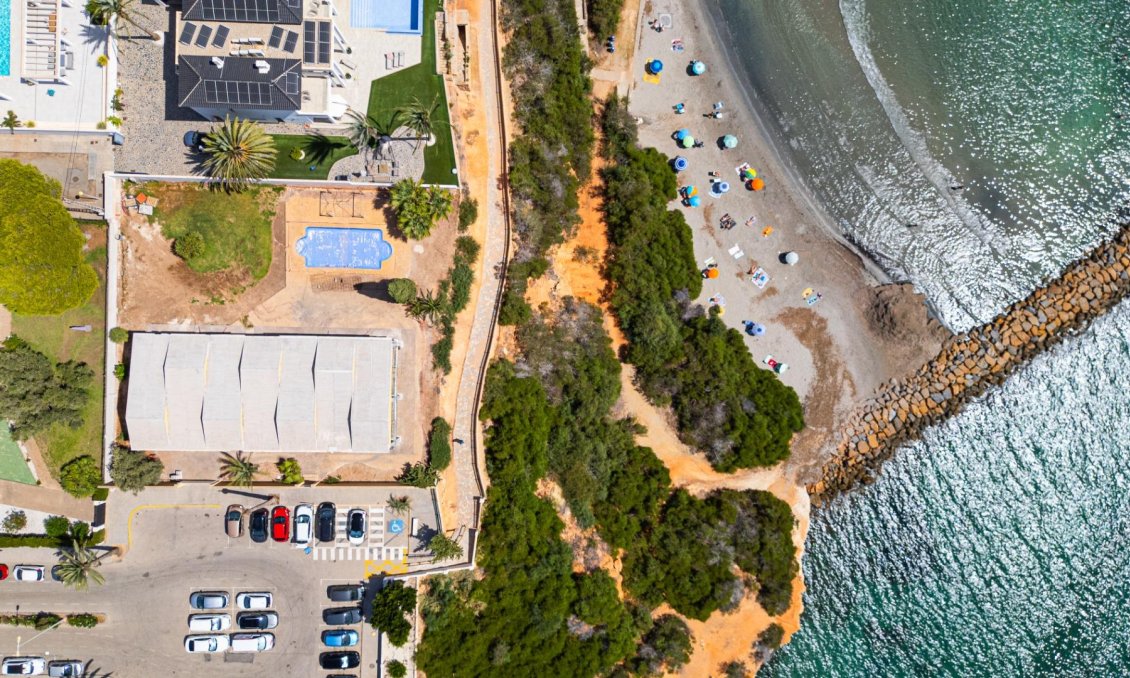 Segunda mano - Villa -
Cabo Roig