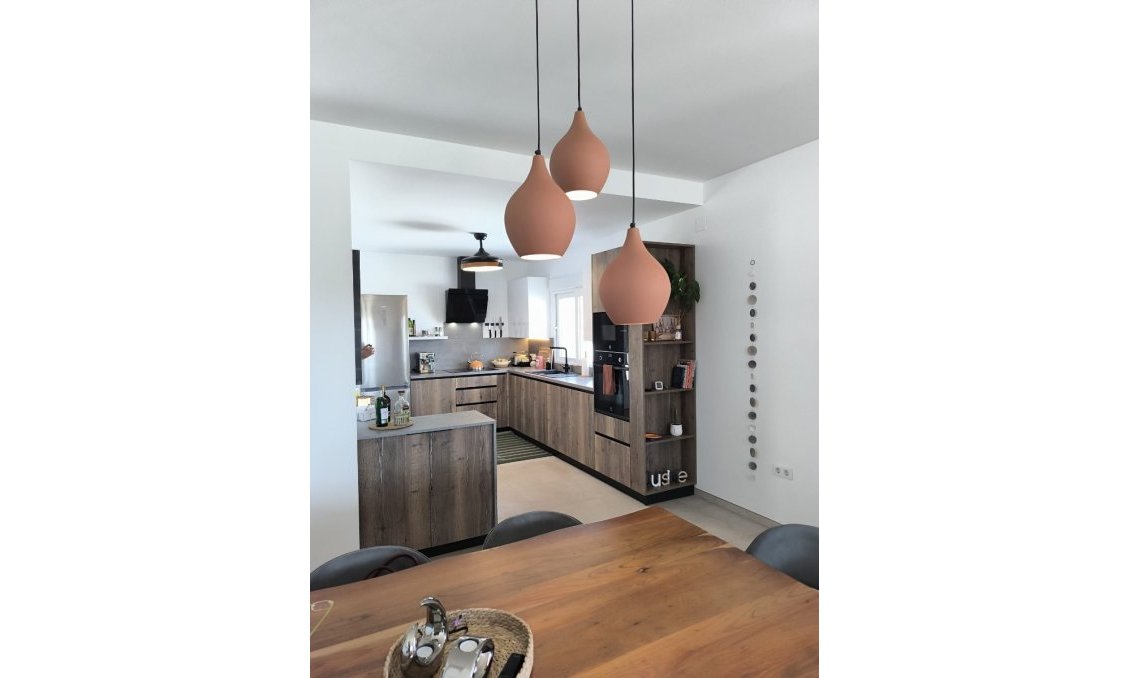 Revente - Villa -
Pinoso - Inland