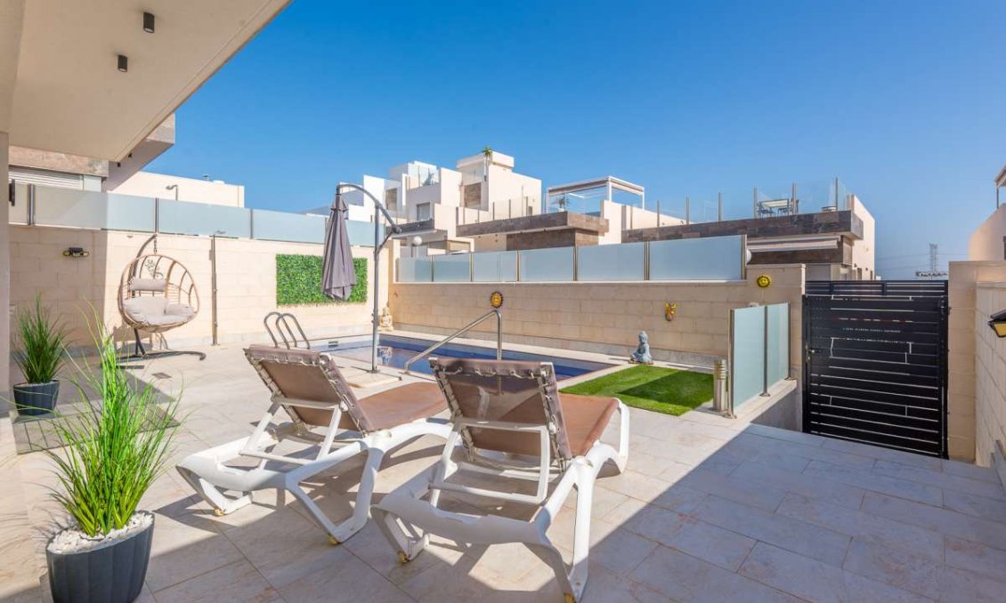 Wiederverkauf - Villa -
Orihuela Costa - Costa Blanca