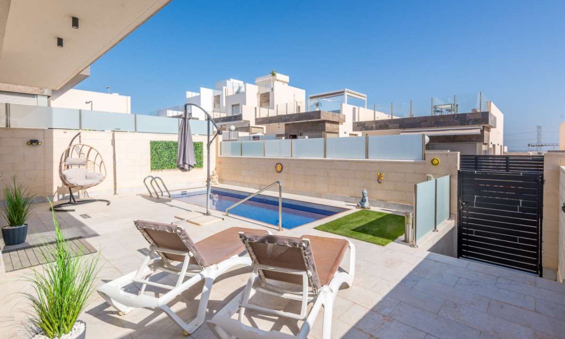 Wiederverkauf - Villa -
Orihuela Costa - Costa Blanca