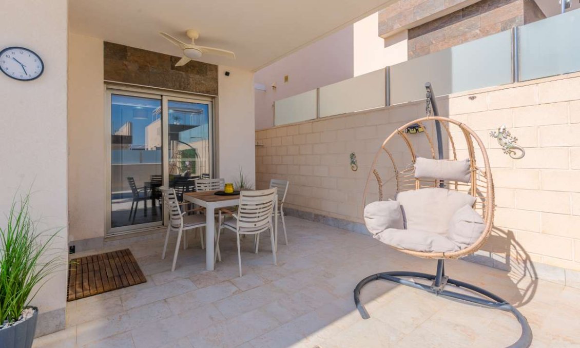 Wiederverkauf - Villa -
Orihuela Costa - Costa Blanca