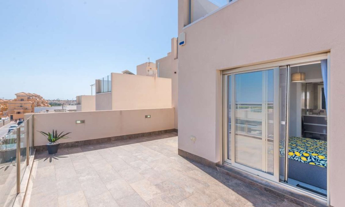 Wiederverkauf - Villa -
Orihuela Costa - Costa Blanca