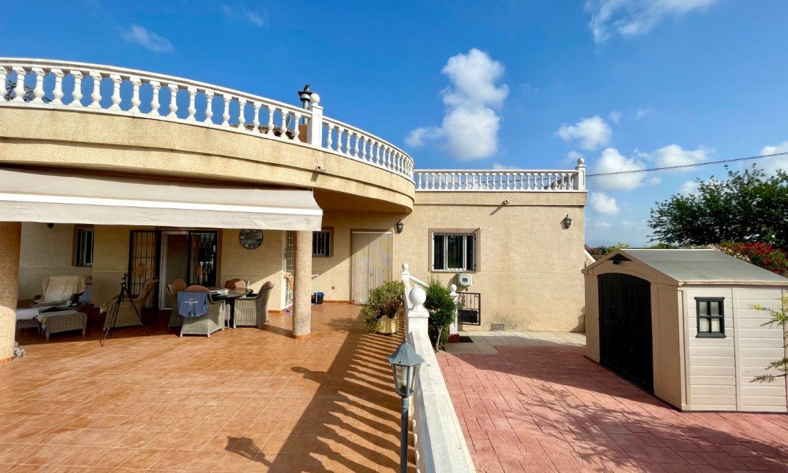 Segunda mano - Villa -
Catral - Costa Blanca