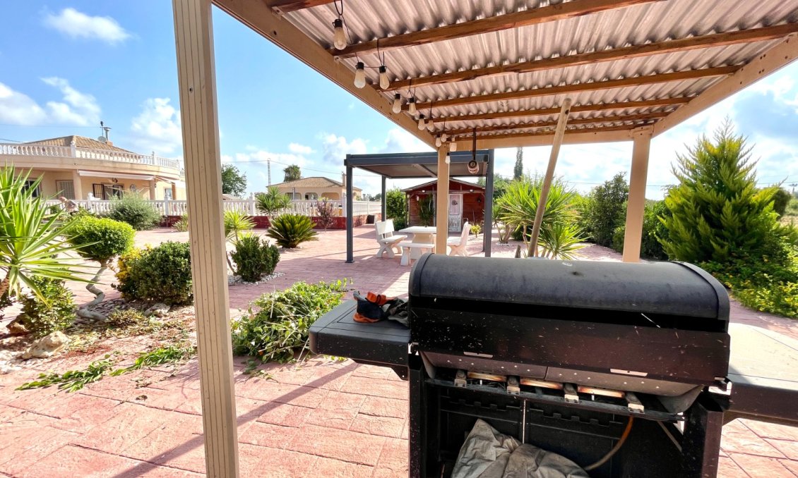 Segunda mano - Villa -
Catral - Costa Blanca