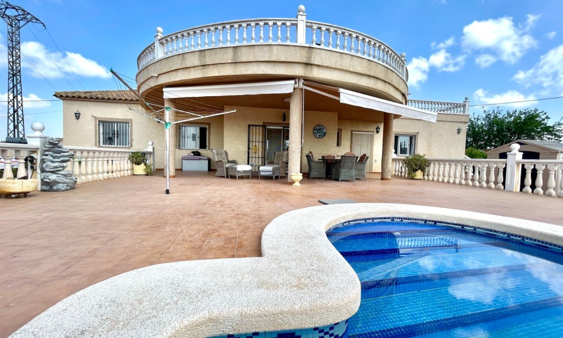 Segunda mano - Villa -
Catral - Costa Blanca