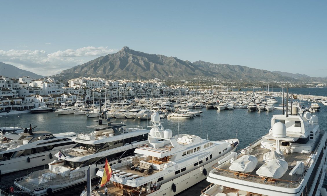 Obra nueva - Apartamento -
Marbella - Nueva Andalucia
