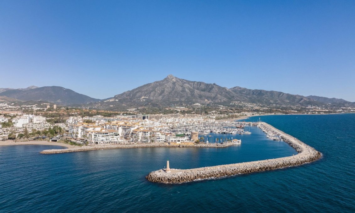 Obra nueva - Ático -
Marbella - Nueva Andalucia