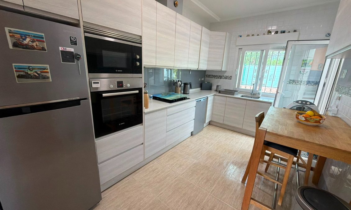 Revente - Villa -
Los Montesinos - Costa Blanca