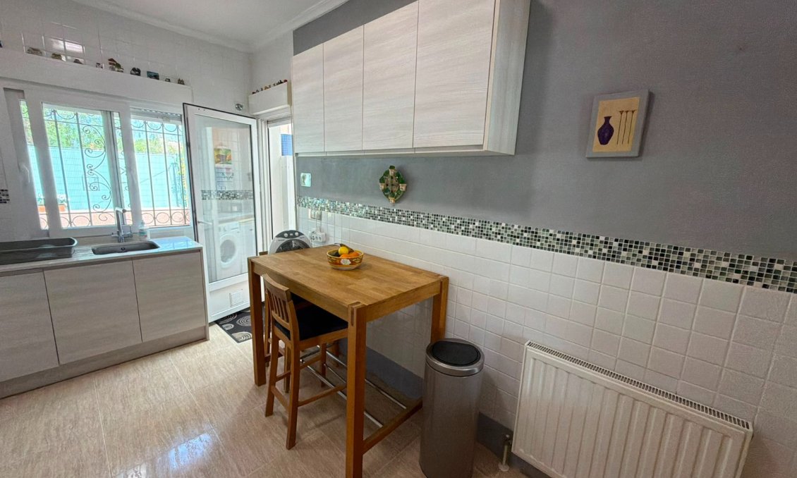 Revente - Villa -
Los Montesinos - Costa Blanca