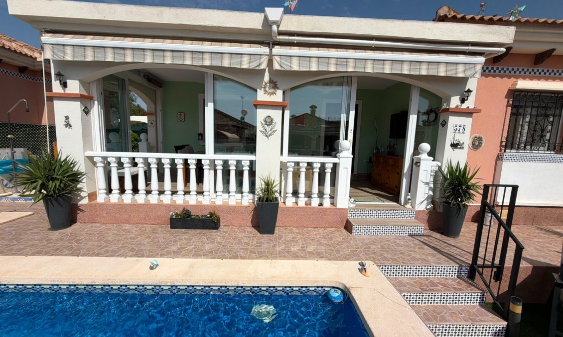 Revente - Villa -
Los Montesinos - Costa Blanca