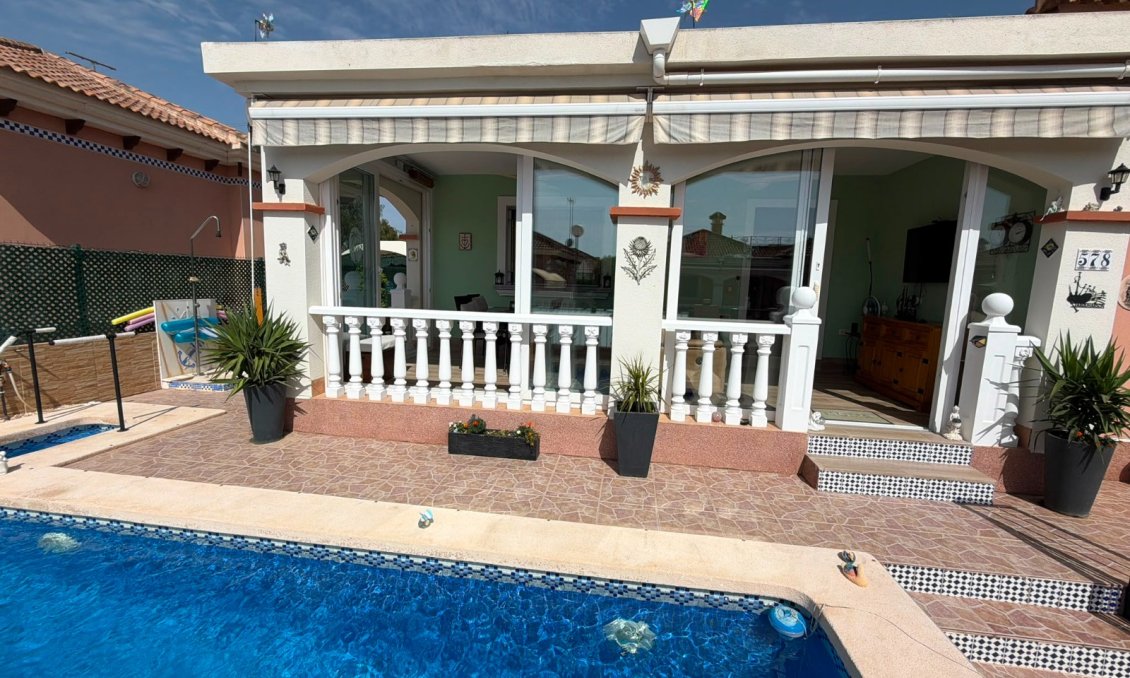 Revente - Villa -
Los Montesinos - Costa Blanca