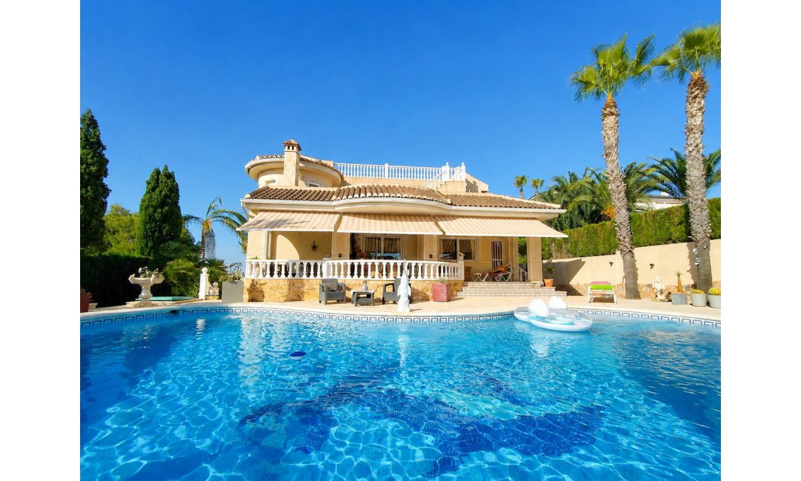 Segunda mano - Villa -
Ciudad Quesada - Costa Blanca