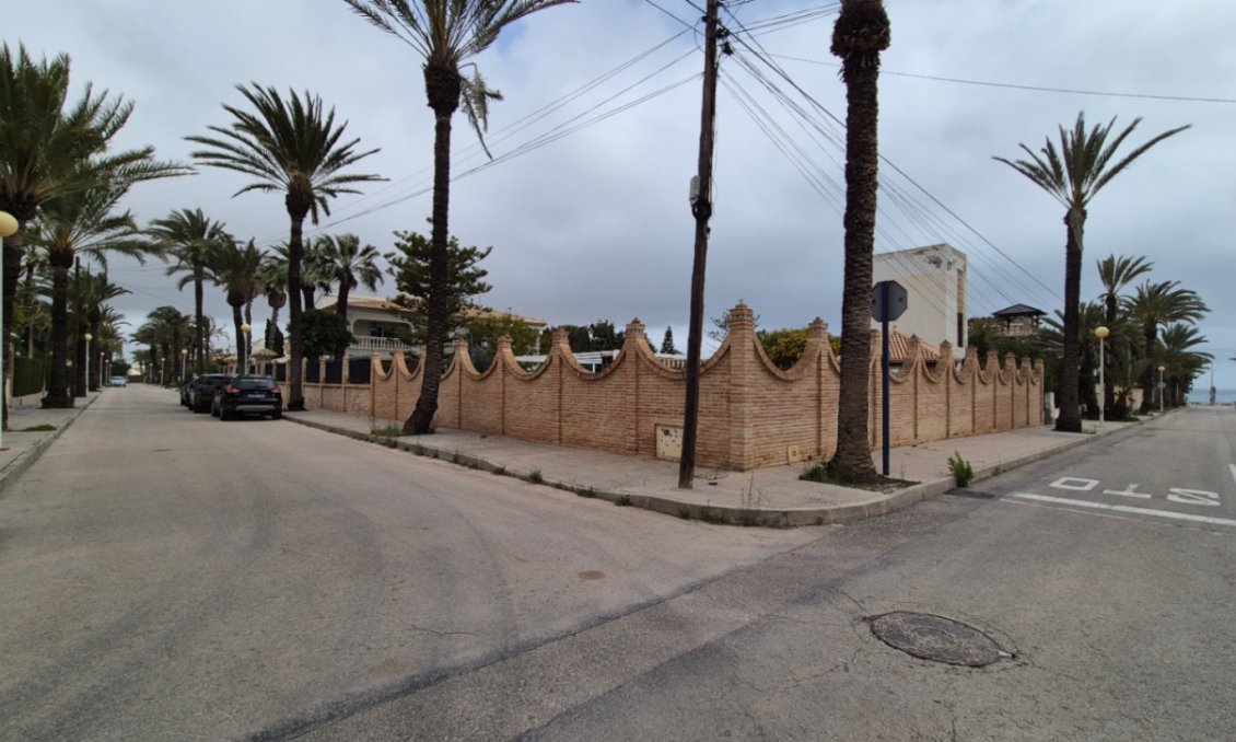 Revente - Villa -
Orihuela - Inland