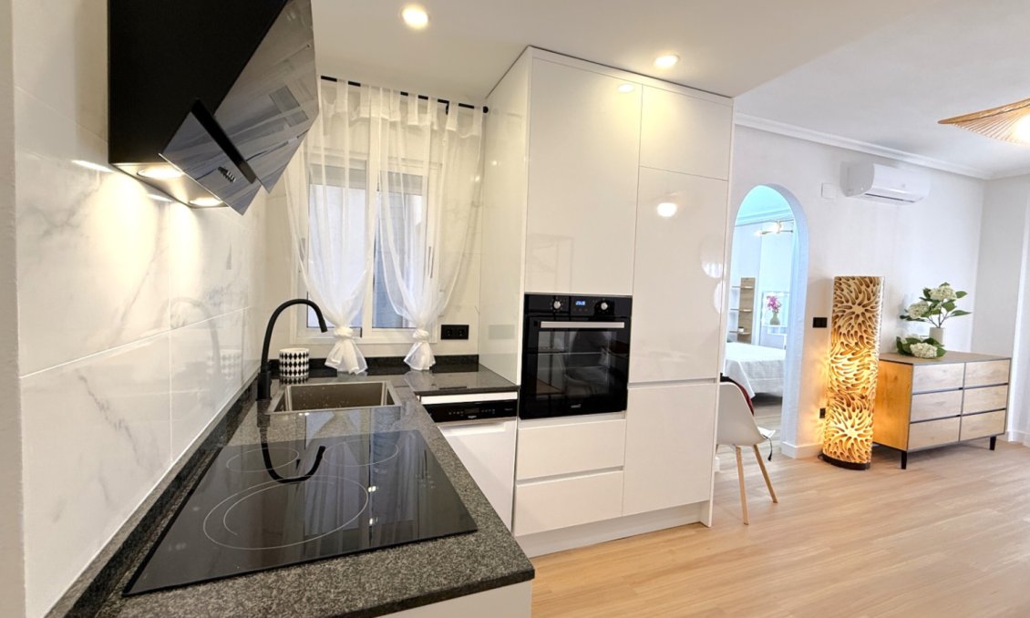 Wiederverkauf - Wohnung -
Torrevieja - Costa Blanca