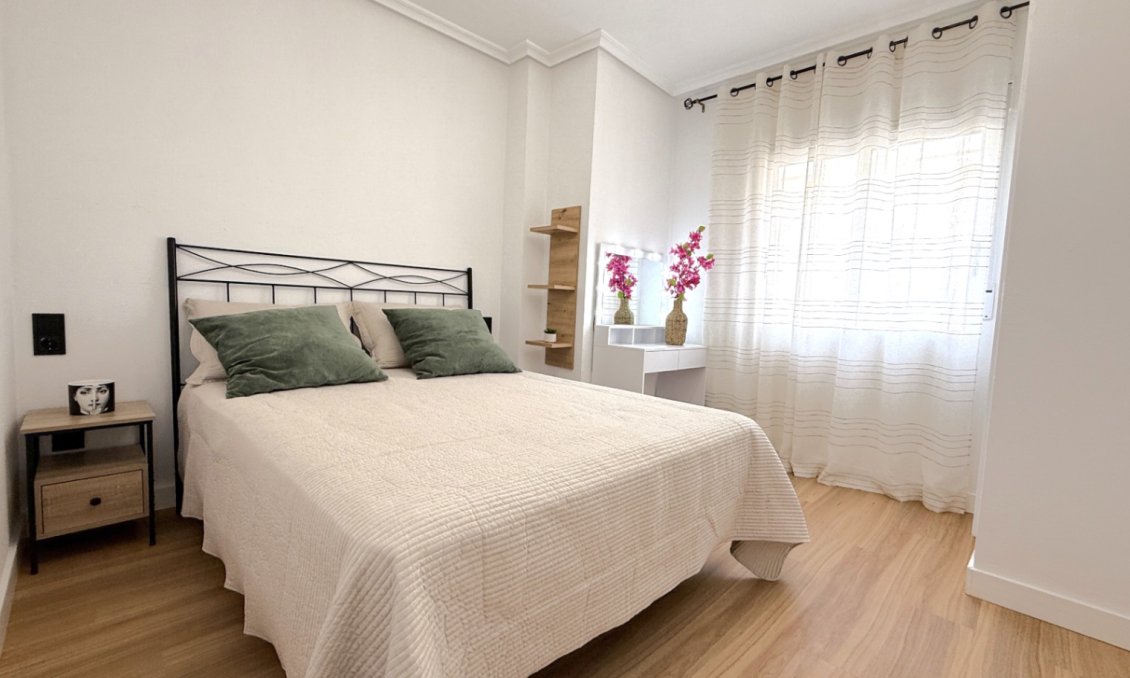 Wiederverkauf - Wohnung -
Torrevieja - Costa Blanca