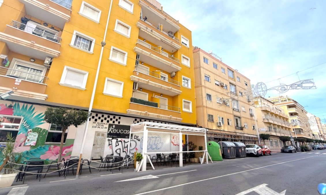 Wiederverkauf - Wohnung -
Torrevieja - Costa Blanca