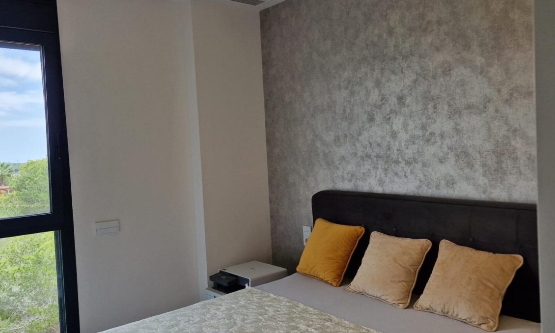 Wiederverkauf - Wohnung -
Orihuela - Las Colinas Golf