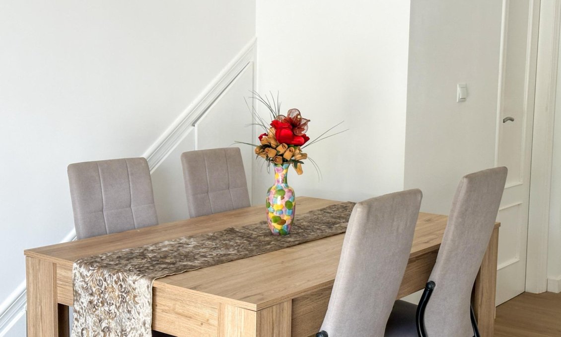 Resale - Townhouse -
San Miguel de Salinas - El Galán