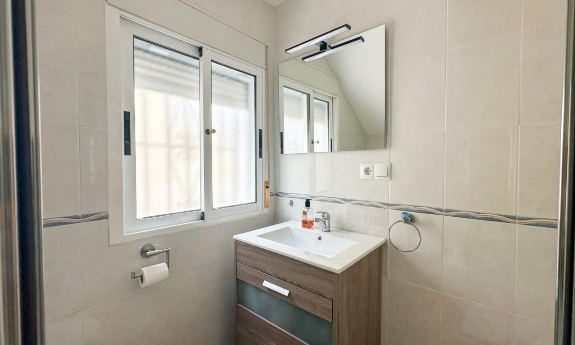 Resale - Townhouse -
San Miguel de Salinas - El Galán