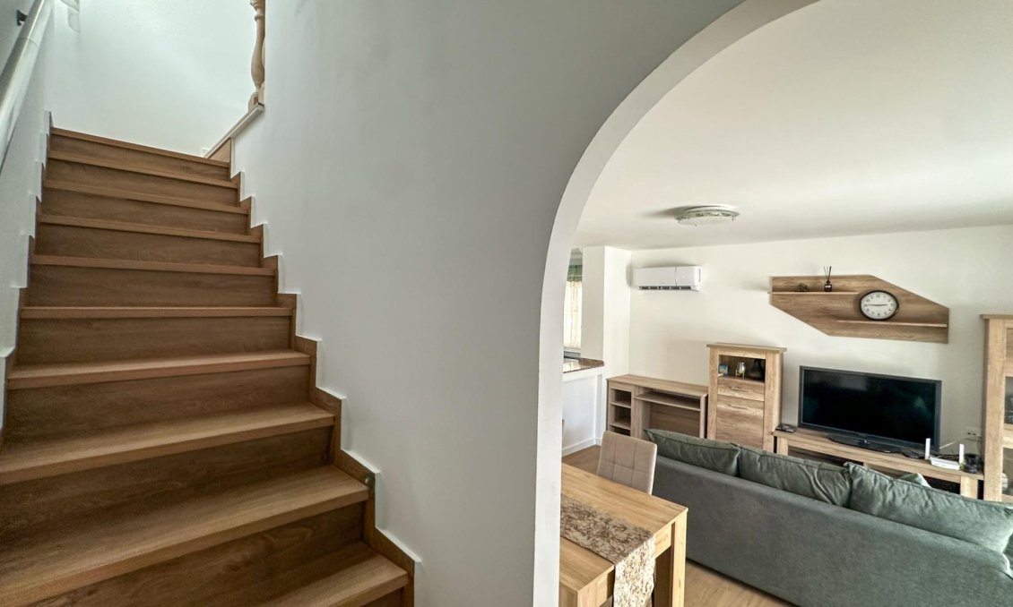 Resale - Townhouse -
San Miguel de Salinas - El Galán