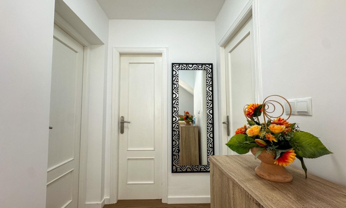Resale - Townhouse -
San Miguel de Salinas - El Galán
