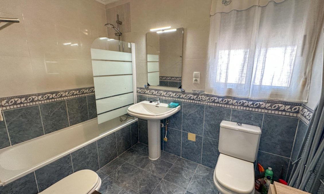 Resale - Townhouse -
San Miguel de Salinas - El Galán