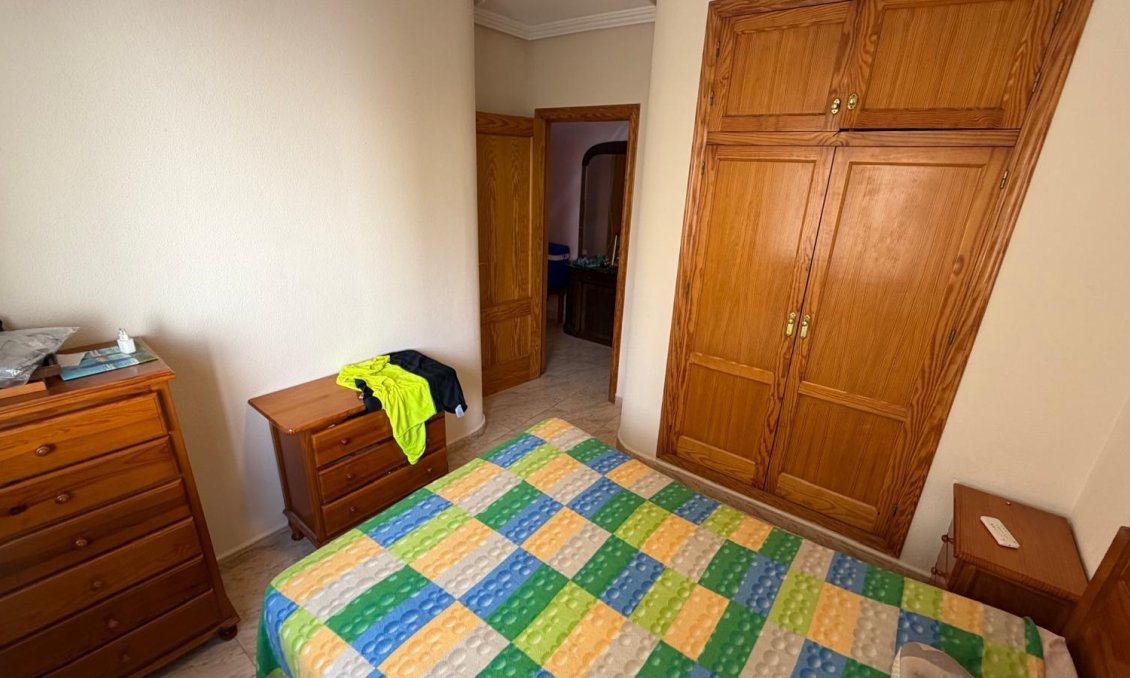 Wiederverkauf - Wohnung -
Torrevieja - Playa del Cura