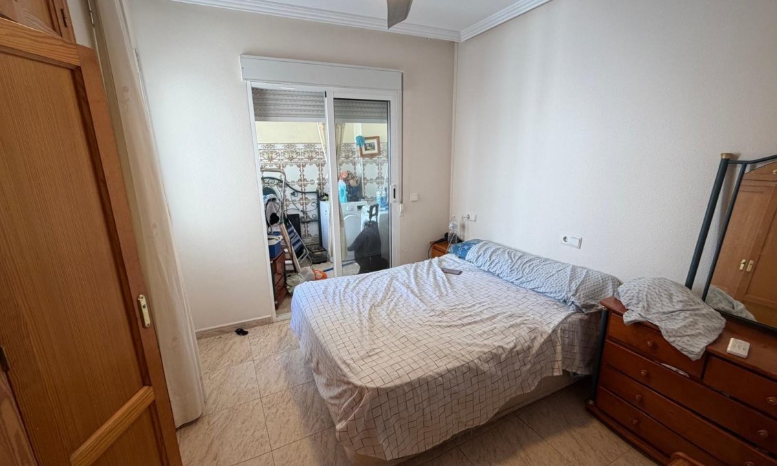 Wiederverkauf - Wohnung -
Torrevieja - Playa del Cura