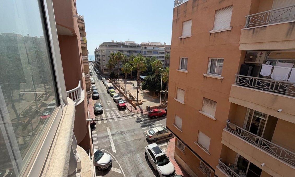 Wiederverkauf - Wohnung -
Torrevieja - Playa del Cura