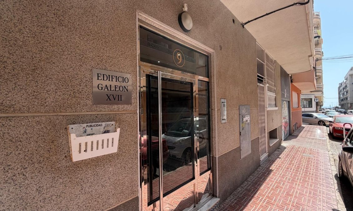Wiederverkauf - Wohnung -
Torrevieja - Playa del Cura