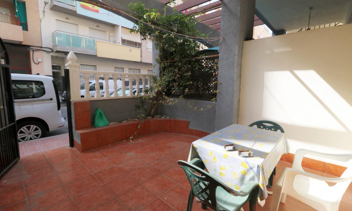 Wiederverkauf - Bungalow -
Torrevieja - Acequion