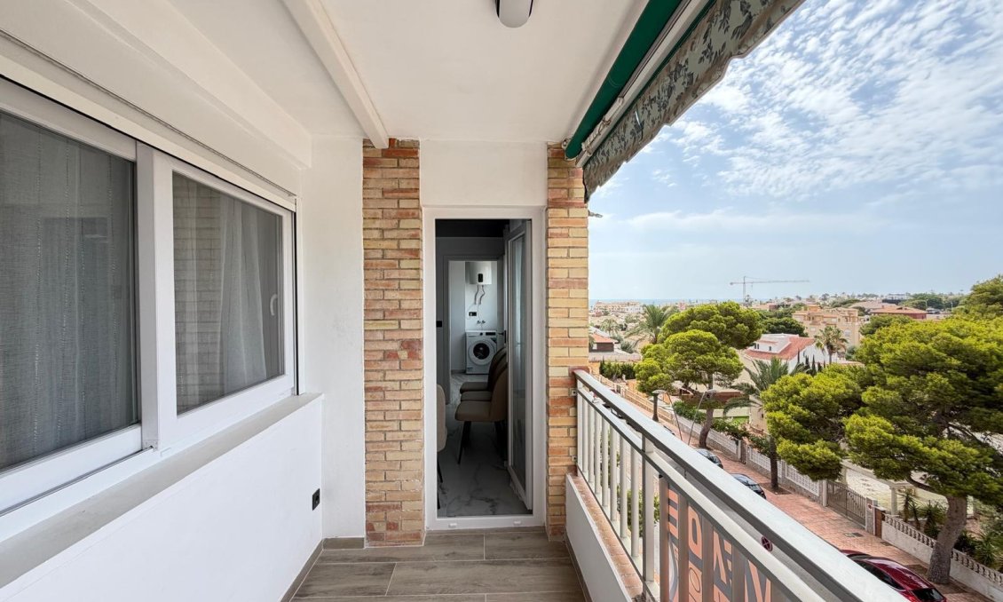 Használt Ingatlanok - Apartman -
Orihuela Costa - La Zenia