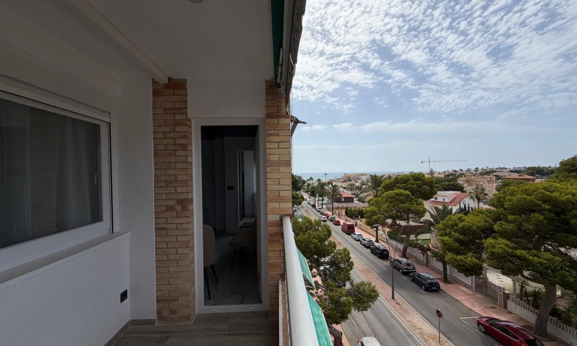 Használt Ingatlanok - Apartman -
Orihuela Costa - La Zenia