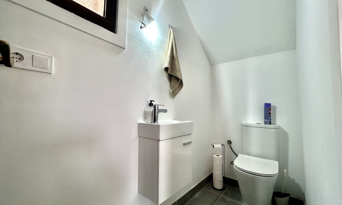 Revente - Villa -
Villamartin - Costa Blanca