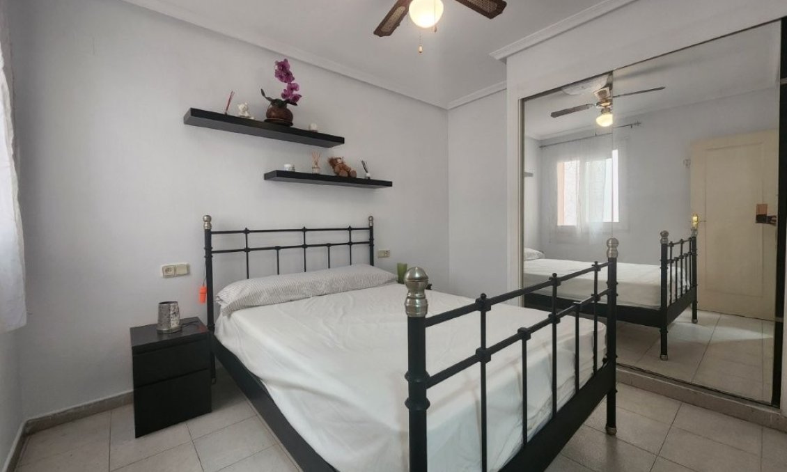 Segunda mano - Apartamento -
Torrevieja - Costa Blanca