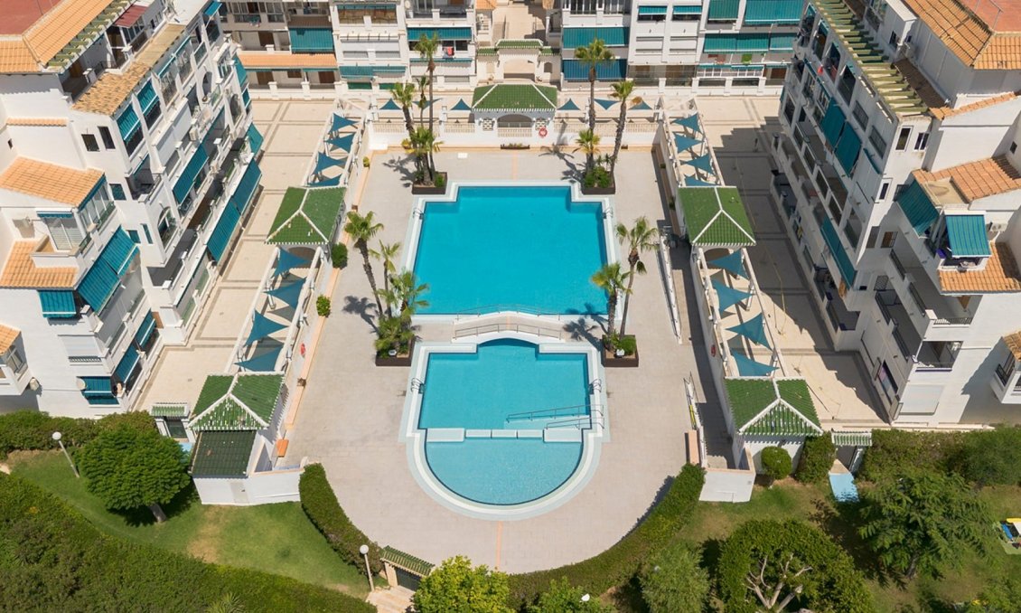 Segunda mano - Apartamento -
La Mata - Costa Blanca