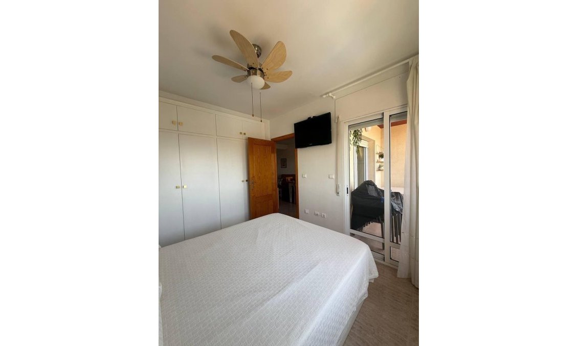 Segunda mano - Apartamento -
Orihuela Costa - Campoamor