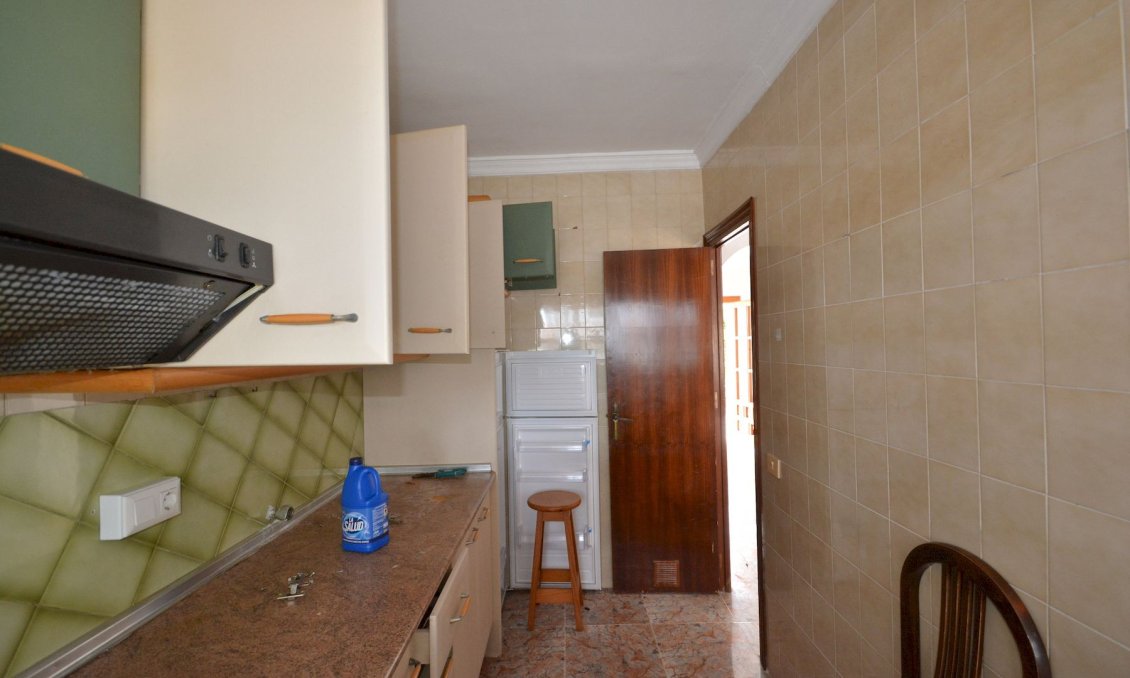Használt Ingatlanok - Sorház -
Torrevieja - Costa Blanca