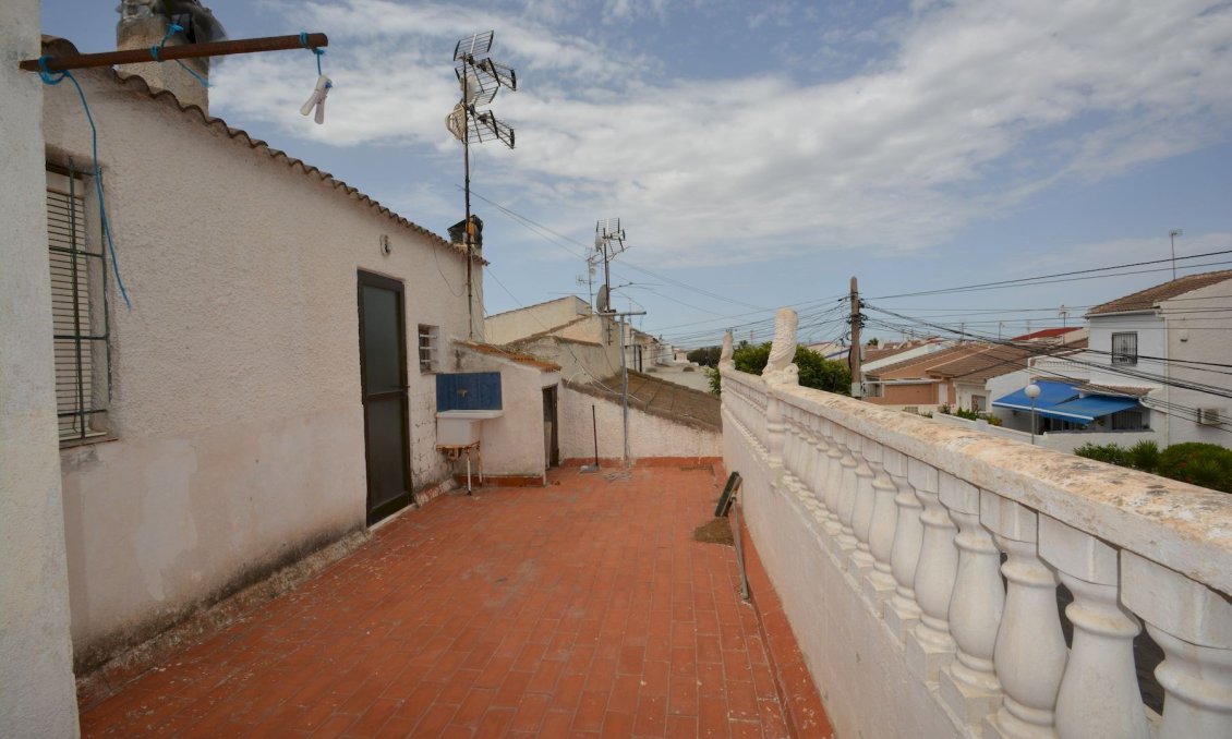 Használt Ingatlanok - Sorház -
Torrevieja - Costa Blanca