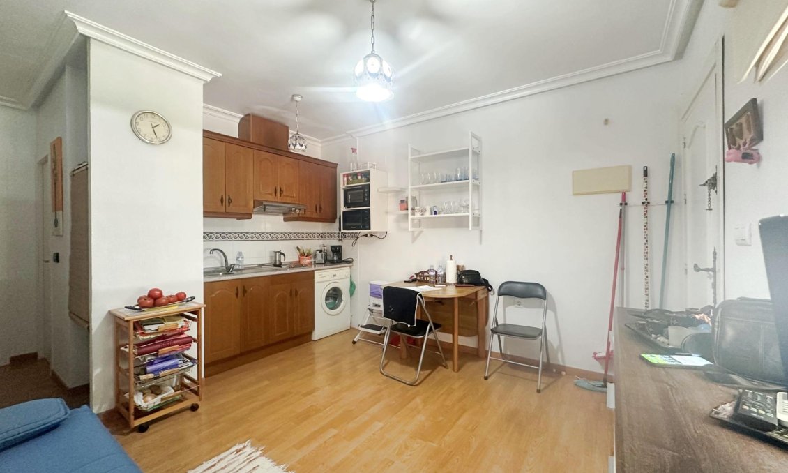 Resale - Bungalow -
Torrevieja - La Mata