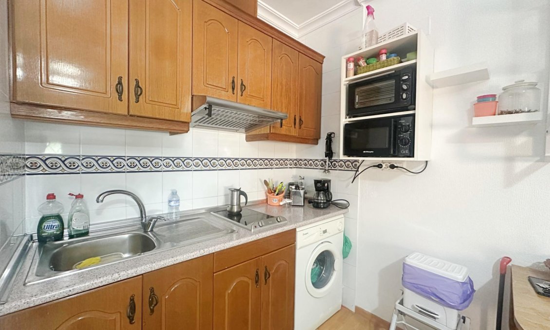 Resale - Bungalow -
Torrevieja - La Mata