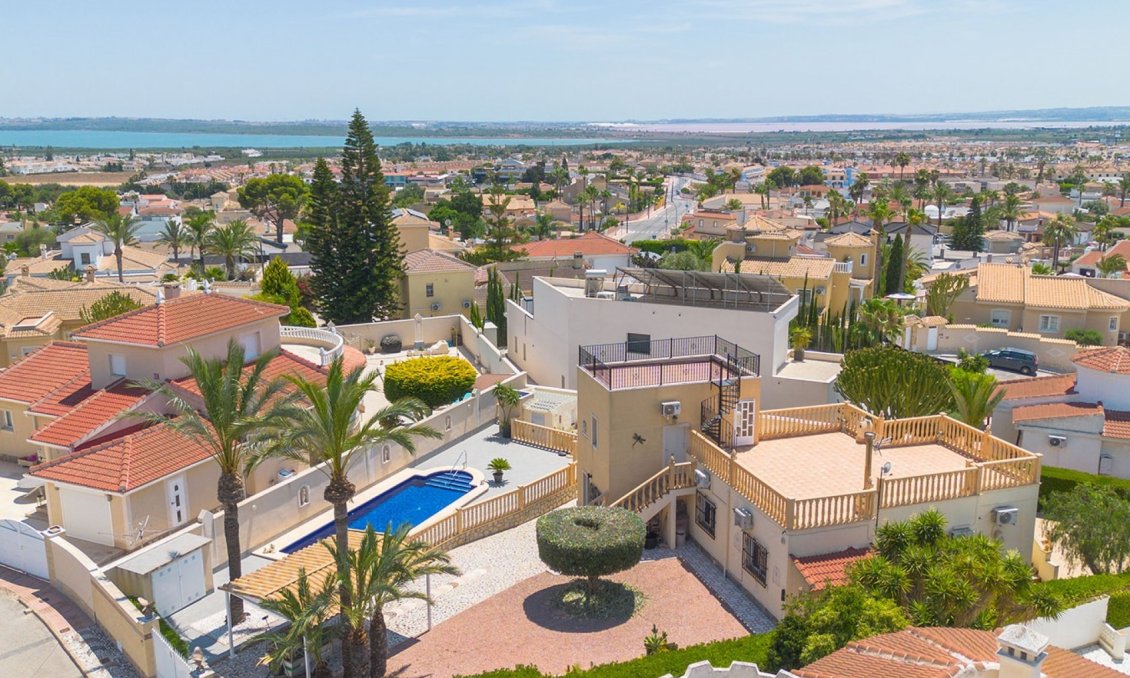 Resale - Villa -
Ciudad Quesada - Costa Blanca