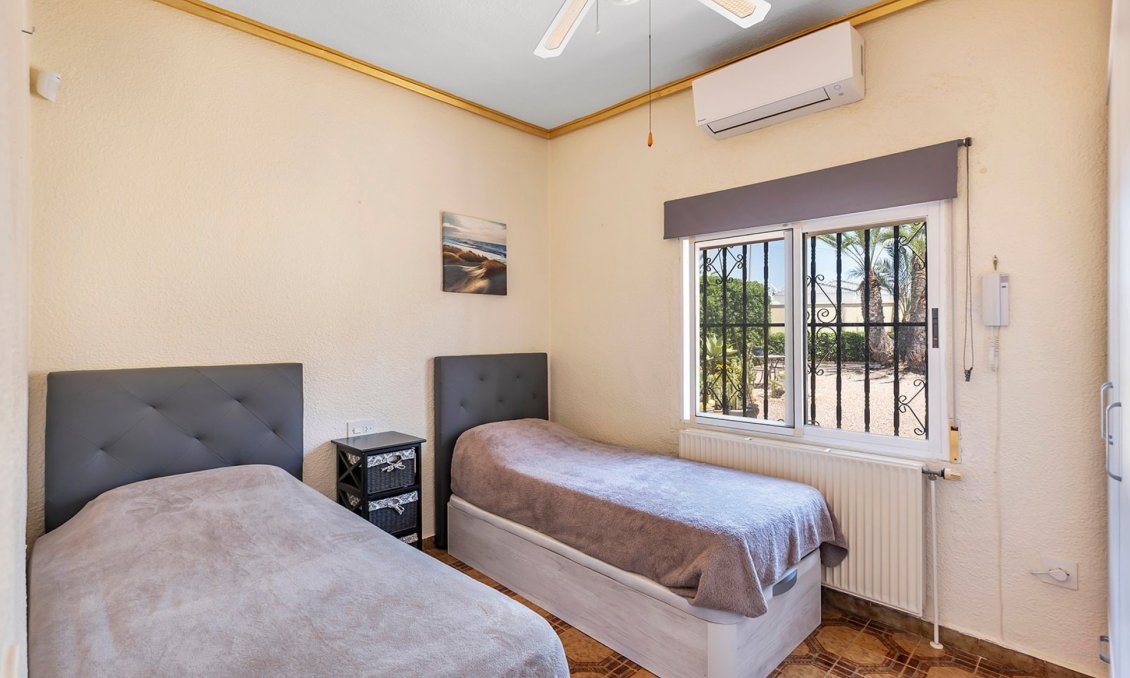Resale - Villa -
Ciudad Quesada - Costa Blanca