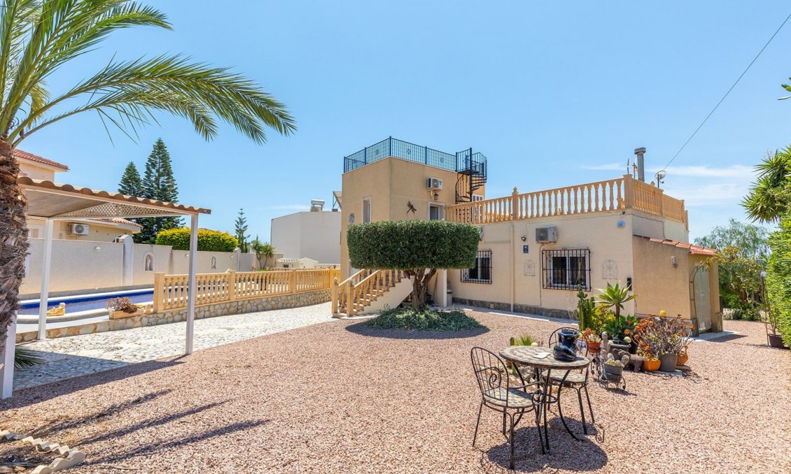Resale - Villa -
Ciudad Quesada - Costa Blanca
