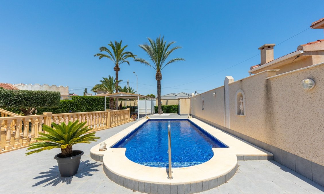 Resale - Villa -
Ciudad Quesada - Costa Blanca