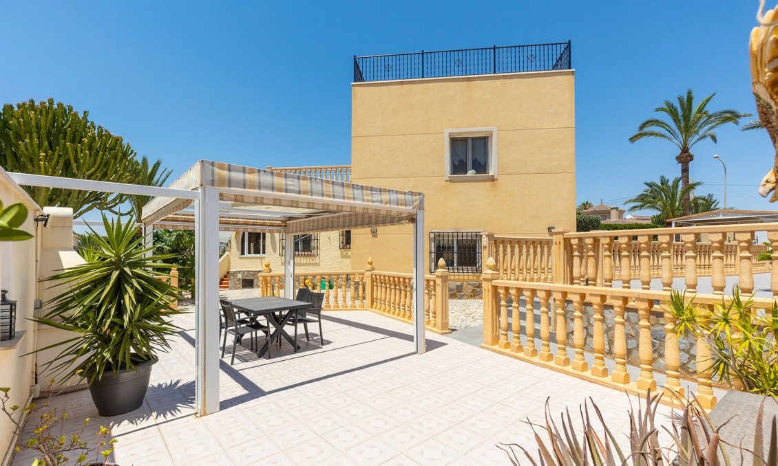 Resale - Villa -
Ciudad Quesada - Costa Blanca