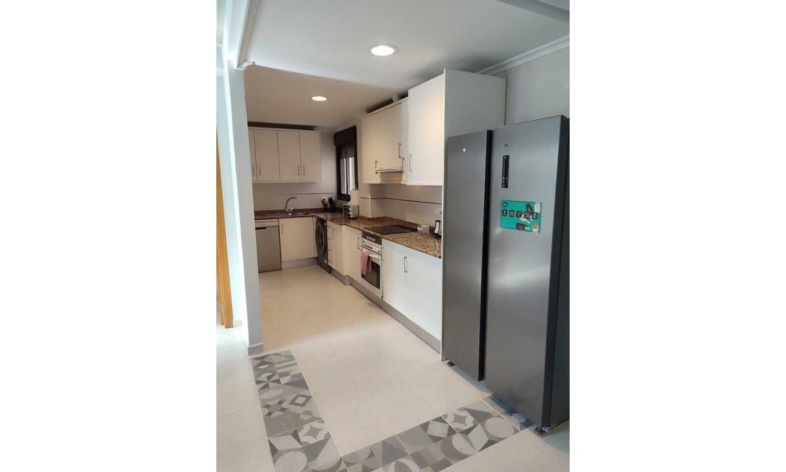 Revente - Appartement -
Sucina - Inland