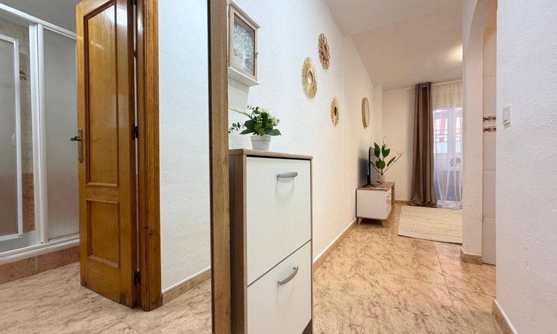 Revente - Appartement -
Torrevieja - Playa del Cura