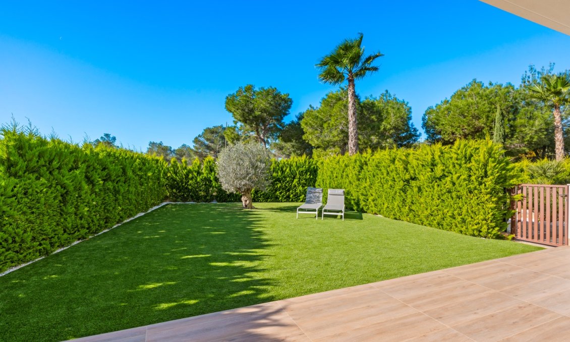 Segunda mano - Ático -
Las Colinas Golf - Costa Blanca